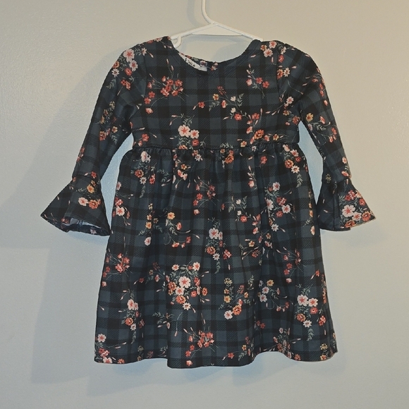 Pippa & Julie Other - Charming Floral Kids Dress with Bell Sleeves LOT-P